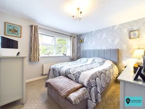 Bedroom- click for photo gallery